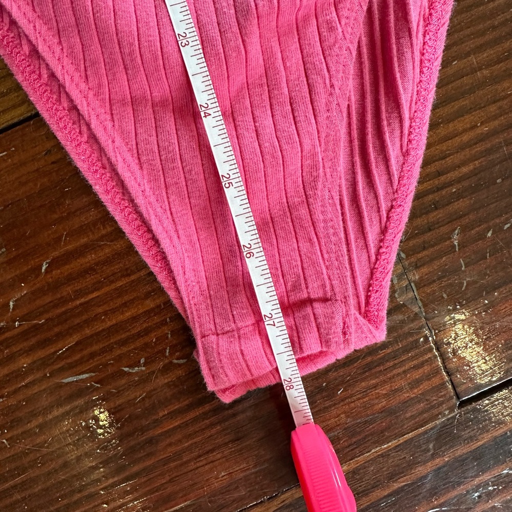 Vibrant Pink Bodysuit with High-Cut Design - Picture 3 of 3